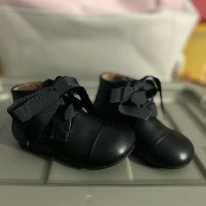 Age of innocence Jane Black Boots NEW size 23